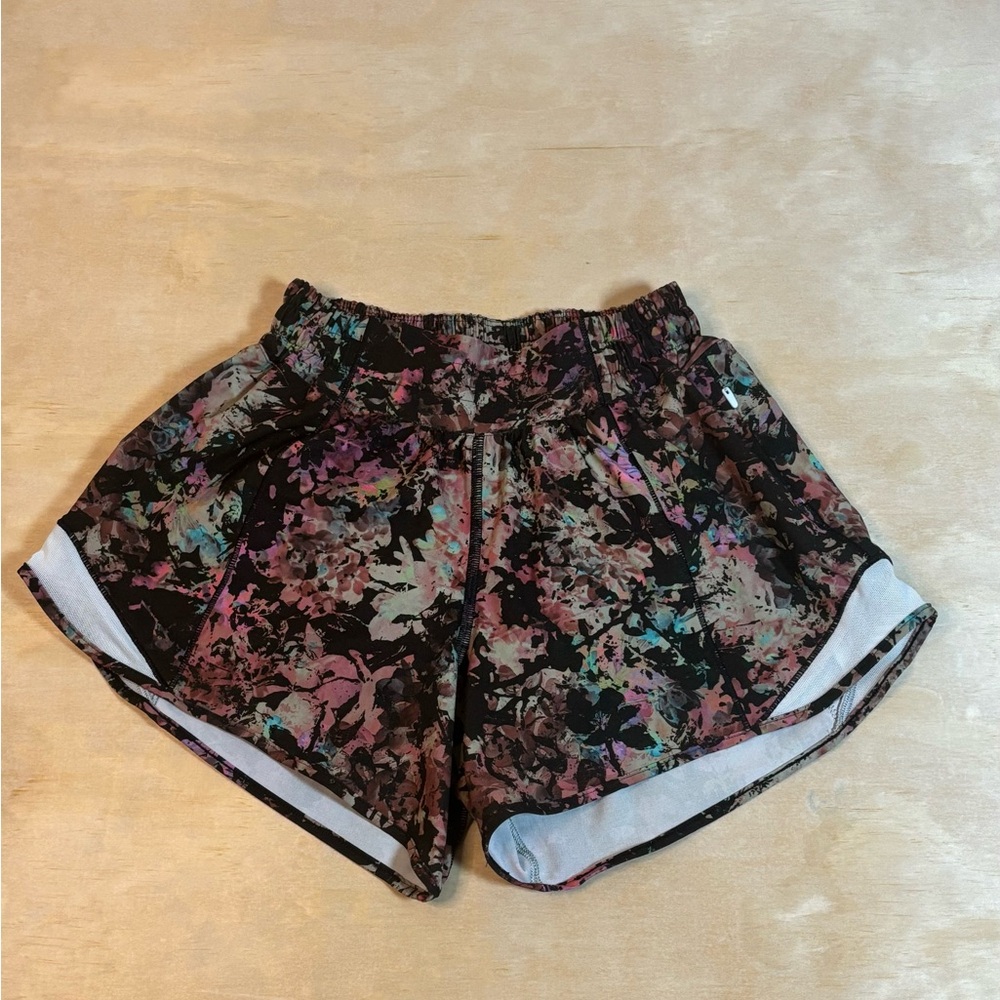LululemonTrac That Mid-Rise Lined Short Size 2 Used